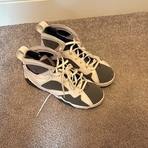 Jordan Kids Sneakers in Gray and White